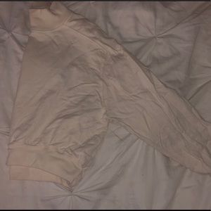 Zara cropped cream sweatshirt
